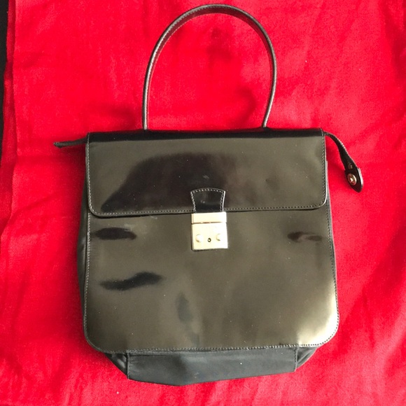 Prada Perfect handbag with label luscious lock. - Picture 1 of 5